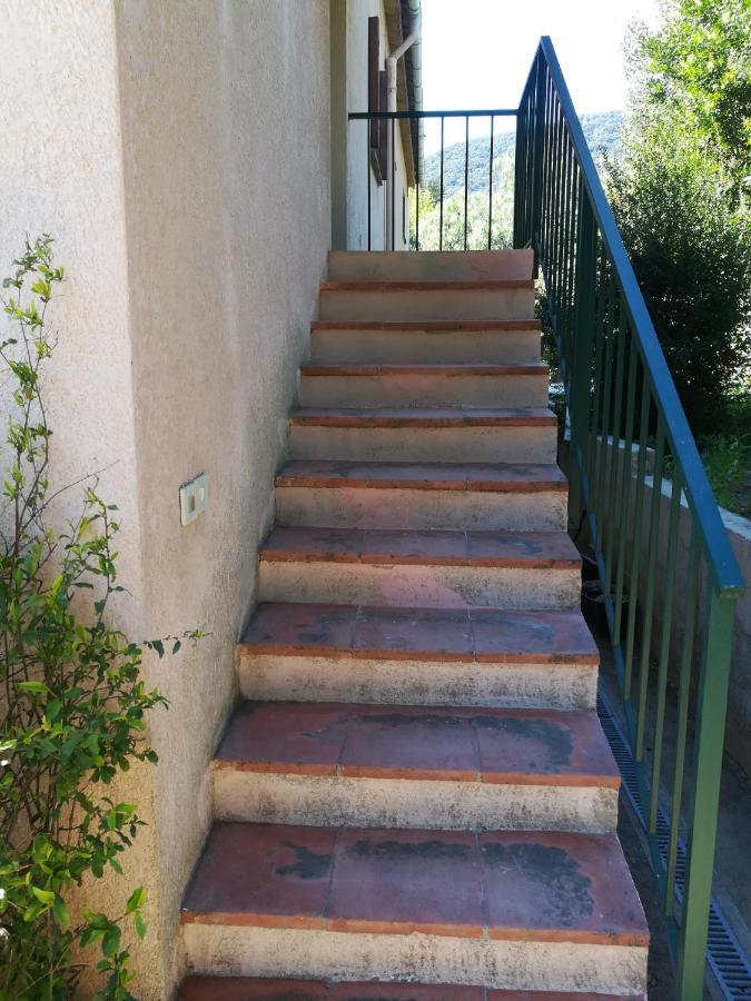 Appartement Classe 3 Etoiles Au 1Er Etage D'Une Maison Avec Jardin Dans Un Quartier Calme Cavalaire-sur-Mer Buitenkant foto